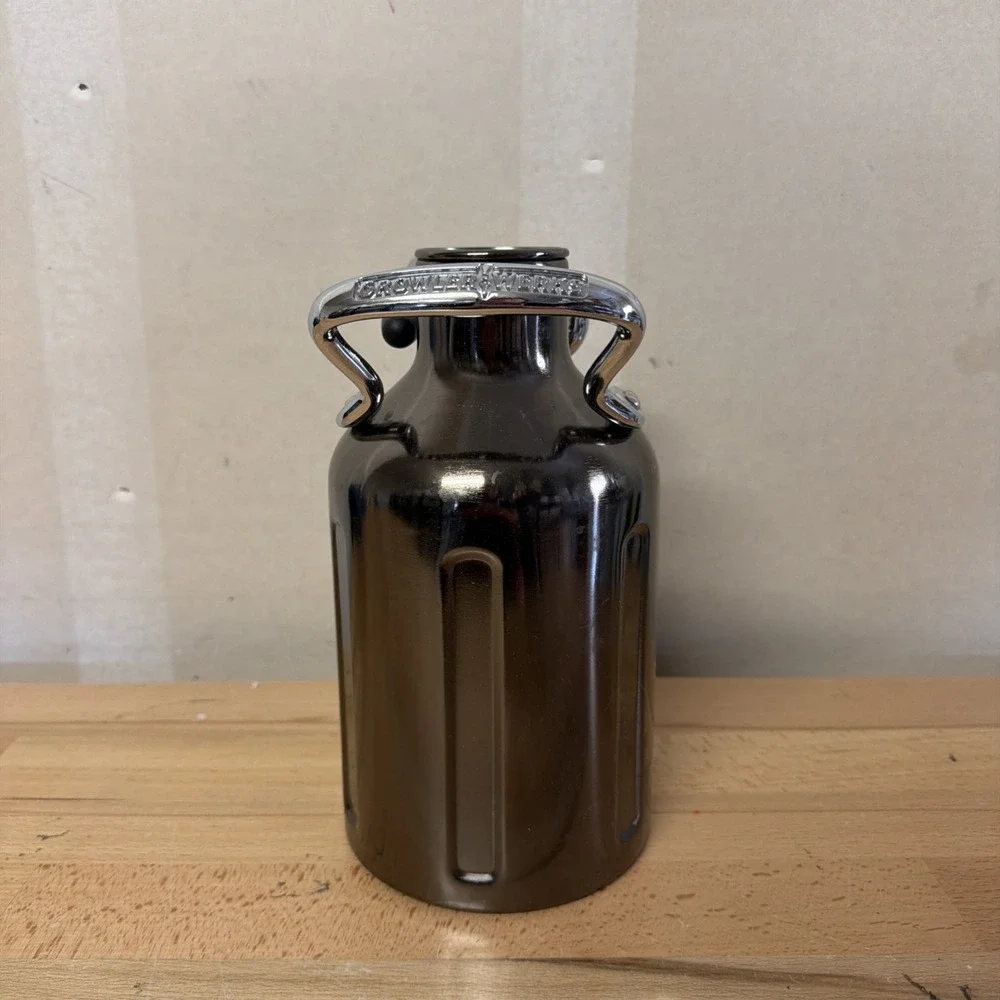 Growlerwerks Ukeg Nitro Cold Brew Coffee Maker 1.9L 64oz Stainless Black